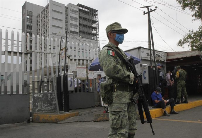 Archivo - Un militar mexicano (Archivo)