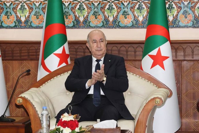 Archivo - July 10, 2025, Algeria, Algeria, Algeria: Algerian President Abdelmadjid Tebboune, Supreme Commander of the Armed Forces and Minister of National Defense, attends the graduation ceremony of the 2024â€“2025 class of officer cadets at the Cherchel