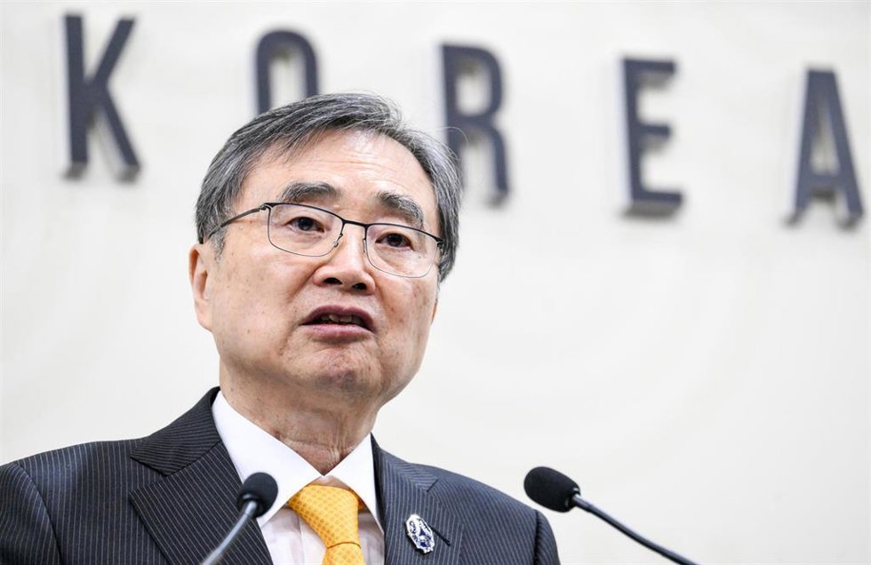 Archivo - El ministro de Exteriores de Corea del Sur, Cho Hyun, durante una rueda de prensa en Seúl en octubre de 2025 (archivo)