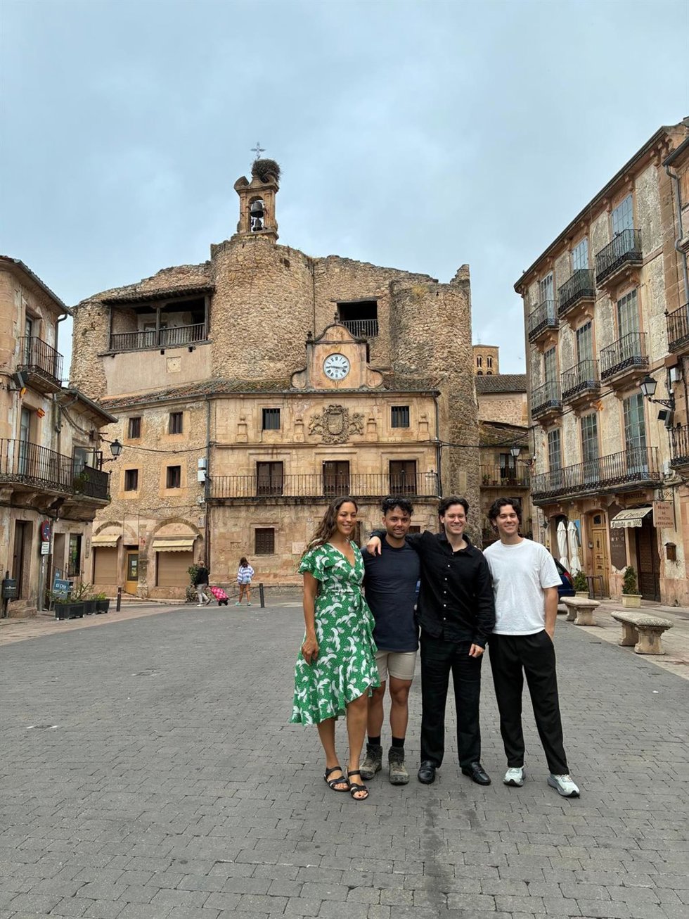 Creadores de contenido internacionales recorren la provincia de Segovia para promocionar el turismo de pantalla