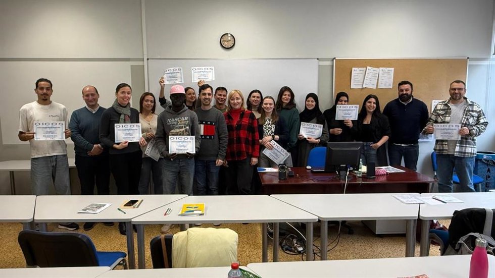 Entrega de diplomas en OICOS