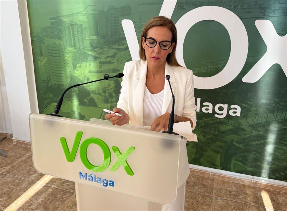 La diputada nacional por Málaga de Vox Patricia Rueda en rueda de prensa.