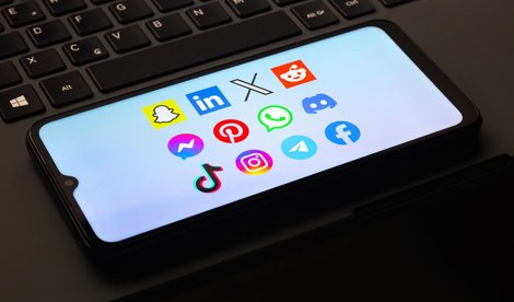 SocialMedia