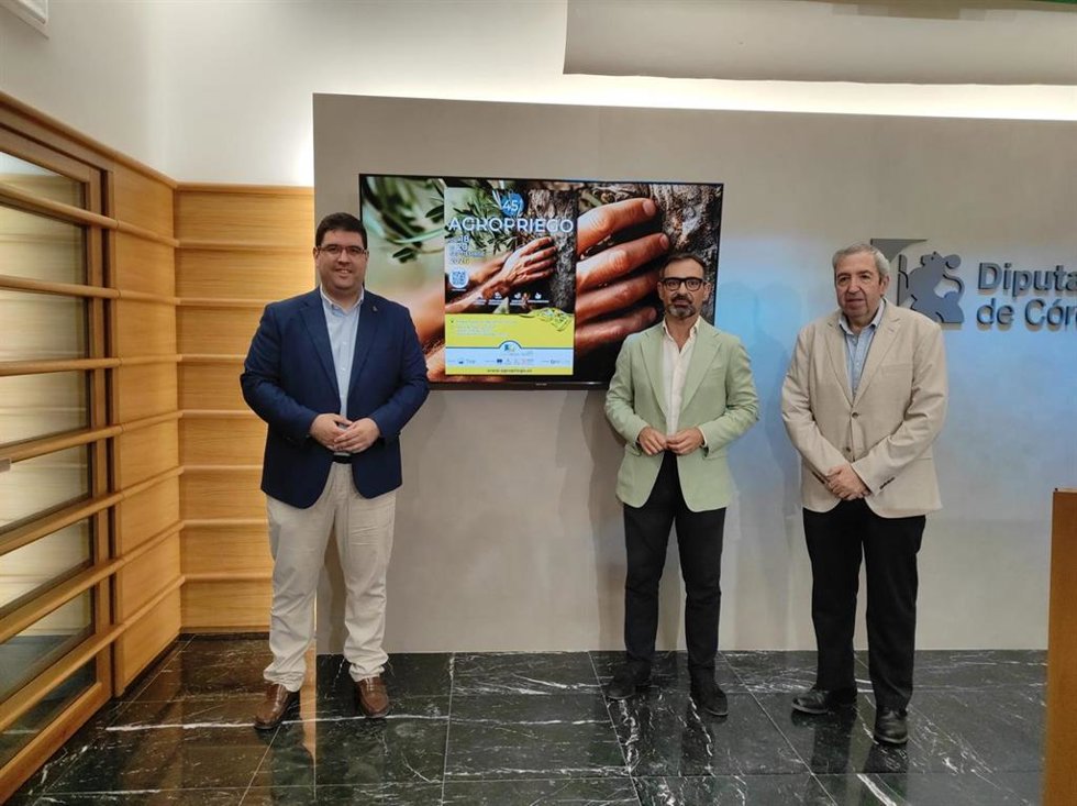 Autoridades en la presentación de Agropriego 2026.