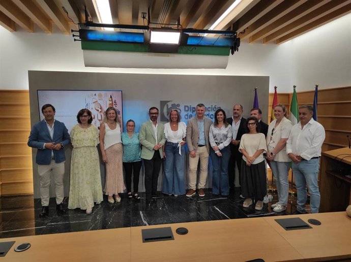 Autoridades en la presentación del 'Andalucía-Gusto del Sur Internacional Cheese Festival'.