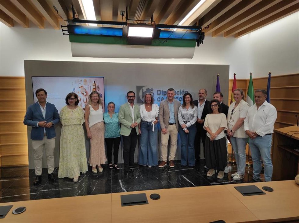 Autoridades en la presentación del 'Andalucía-Gusto del Sur Internacional Cheese Festival'.
