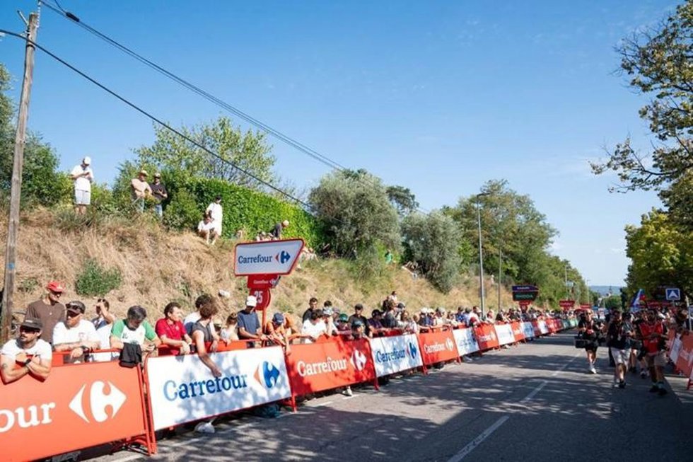 Carrefour prepara una sorpresa en la última salida de etapa de La Vuelta desde Carrefour Granada el próximo domingo, 13 de septiembre.