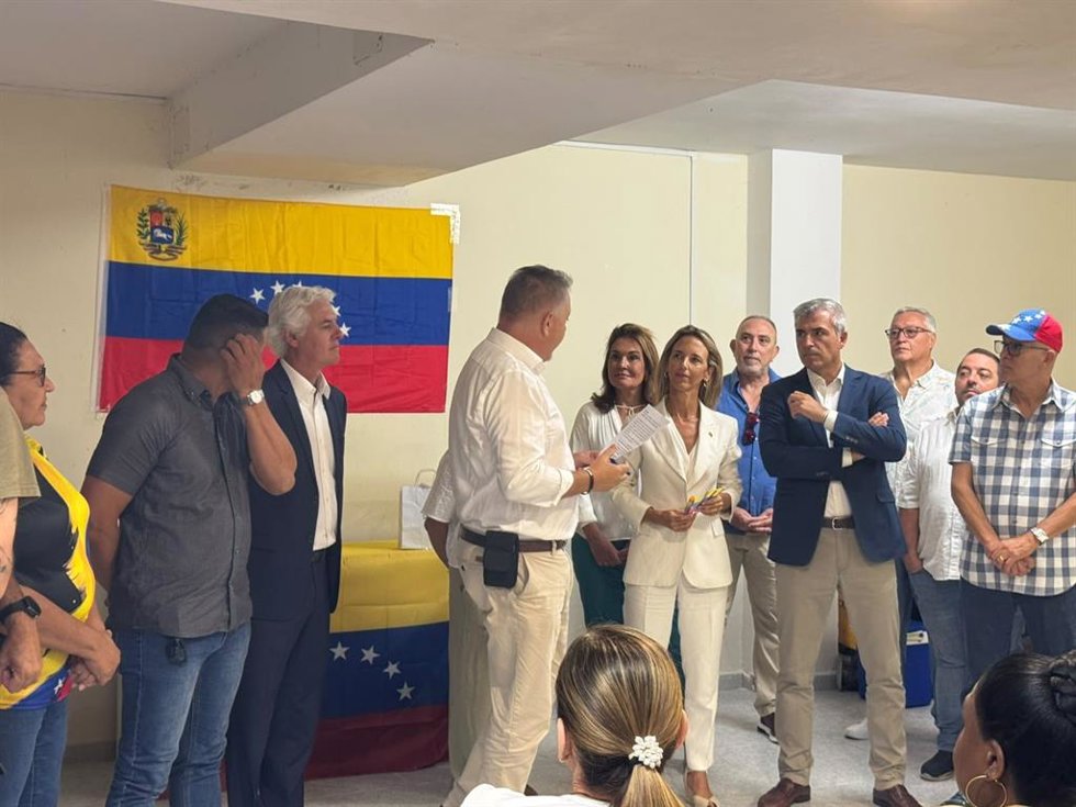 Inauguración de la sede del PP Unión Canaria-Venezolana en Las Palmas de Gran Canaria