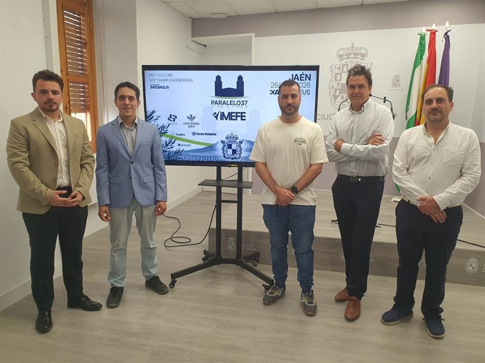 Pressentación del encuentro tecnológico Paralelo 37.