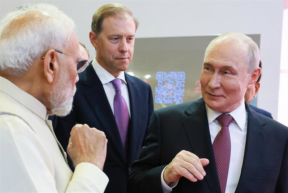 El presidente de India, Narendra Modi, y su homólogo ruso, Vladimir Putin.