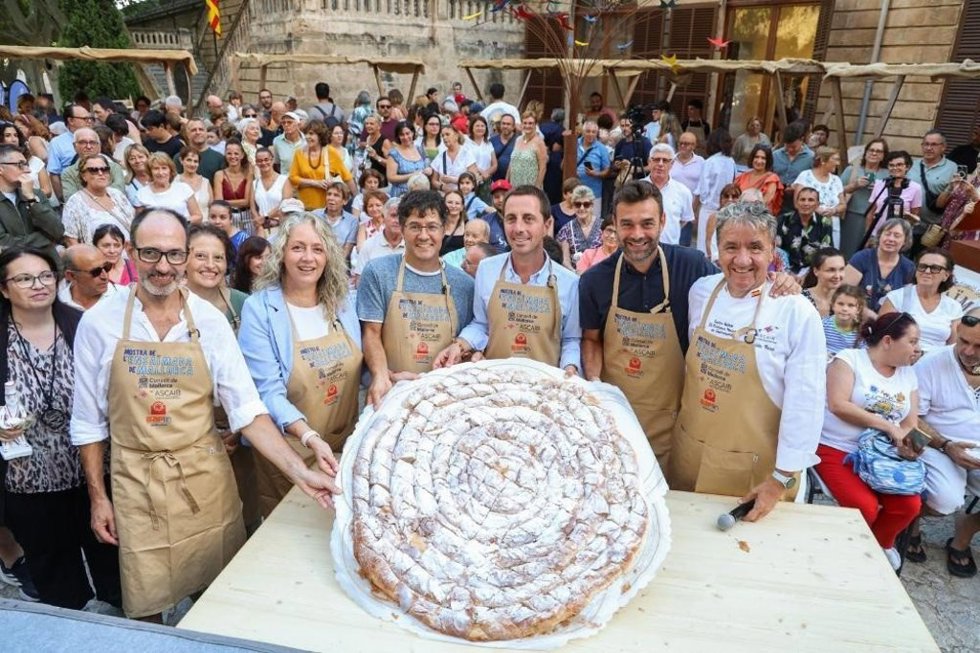 Siete hornos y pastelerías de Mallorca participan en la primera Muestra de la Ensaimada