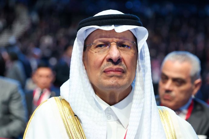 Archivo - RUSSIA, ST PETERSBURG - JUNE 5, 2026: Saudi Arabia's Energy Minister Abdulaziz bin Salman bin Abdulaziz Al Saud attends the plenary session of the 2026 St Petersburg International Economic Forum at the ExpoForum Convention and Exhibition Centre