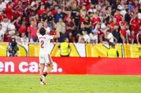 El Sevilla se impone a un triste Valencia y mira hacia arriba en LaLiga EA Sports
