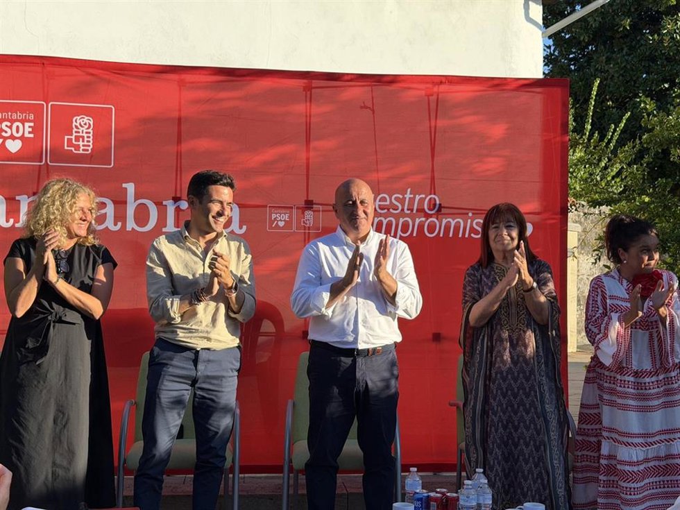 Primer acto de Mollada como candidato a la Alcaldía de Torrelavega