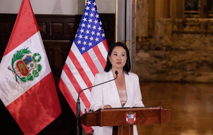 La presidenta de Perú, Keiko Fujimori, durante una rueda de prensa junto al secretario de Estado, Marco Rubio, en Lima.