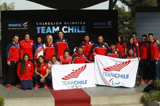 Santiago, 25 de mayo de 2016. Los deportistas Ivan Zamorano, Nicolas Massu, y Fernando Gonzalez encabezaron la despedida y el lanzamiento oficial del vestuario que utilizara el Team Chile en los próximos Juegos Olímpicos en Brazil 2016. Marcelo