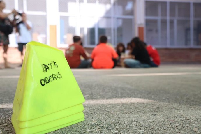 El Govern convoca las ayudas del programa de patios abiertos y otras actividades de cara al nuevo curso escolar