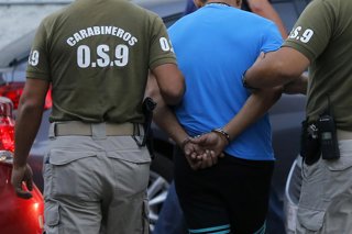 Santiago 01 de marzo del 2016.  OS9 de Carabineros de Chile detiene a Osmario Santos, lider de la banda y experto en clonacion de tarjetas bancarias, conocido como "Meo Rey", quien habria retornado hace solo dos meses al pais, actuando con su banda