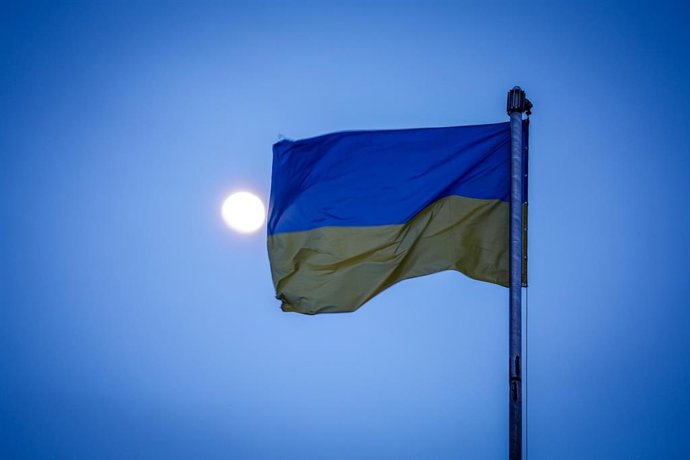Archivo - Imagen de archivo de una bandera de Ucrania.