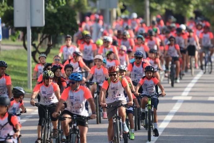 La ‘PreSanta’ 2026 reúne propuestas deportivas, culturales y festivas, con 26 paellas inscritas y cerca de 300 participantes en el Día de la Bicicleta