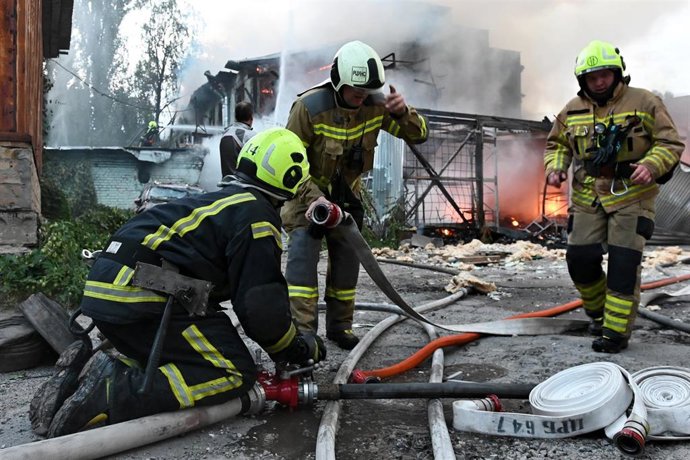 Bomberos en Ucrania (archivo)