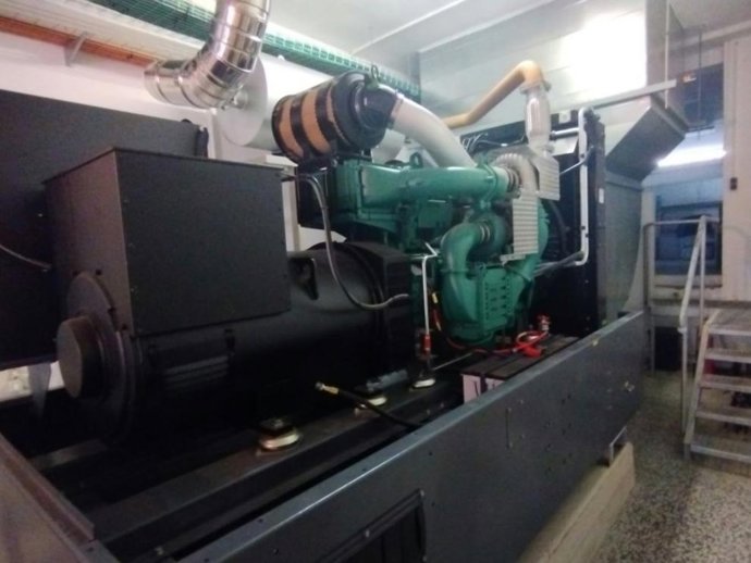 Nuevo grupo electrógeno instalado para el Hospital de Barbastro.