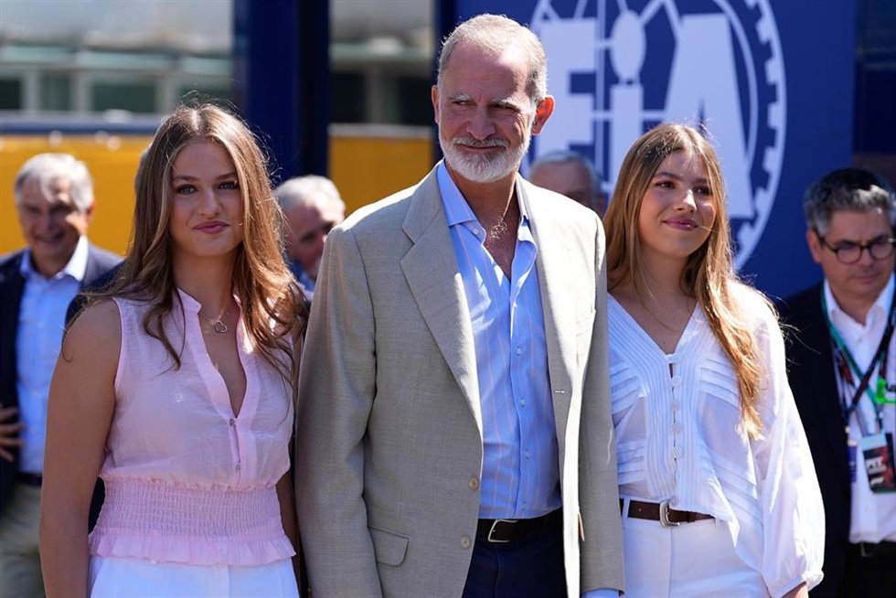 El Rey Felipe VI visita, junto a la Princesa de Asturias y la Infanta Sofía, el circuito de Madring, donde se disputa la carrera del Gran Premio de España de Fórmula 1 2026.