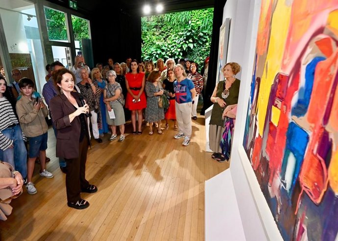 Inauguración de la exposición de Verónica Bueno en Tabacalera