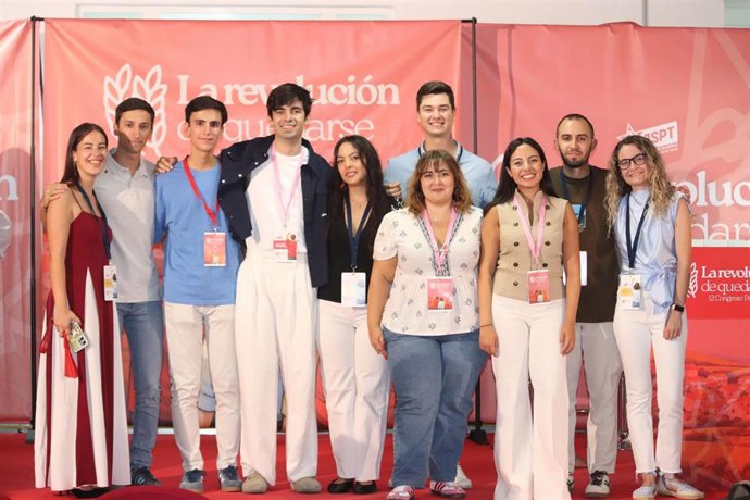 Las Juventudes Socialistas de la Provincia de Toledo han celebrado su 12 Congreso Provincial este fin de semana en Villarrubia de Santiago, donde ha sido reelegido Nacho Hernández como secretario general.