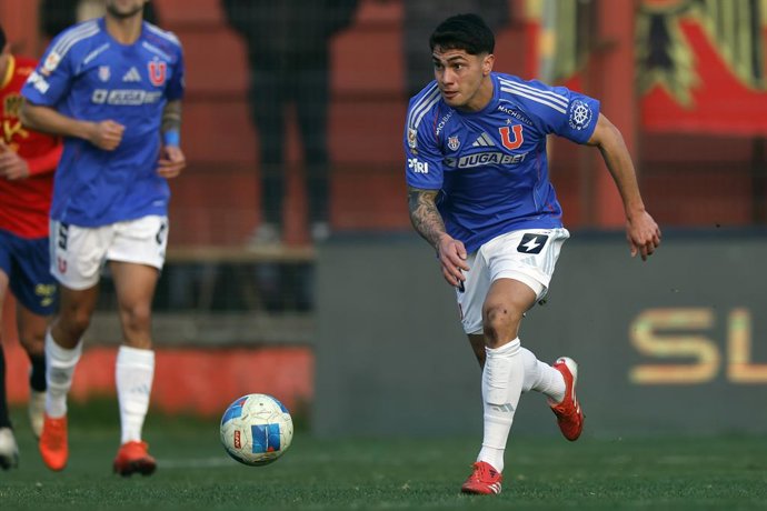 Futbol, Union Espanola vs Universidad de Chile Fecha 4, Liga de Primera 2025 El jugador de Universidad de Chile Gonzalo Montes es fotografiado durante un partido de primera division contra Union Espanola disputado en el estadio Santa Laura en Santiago,