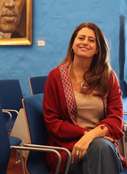 La periodista y escritora Andrea Cabrera Knallinsk