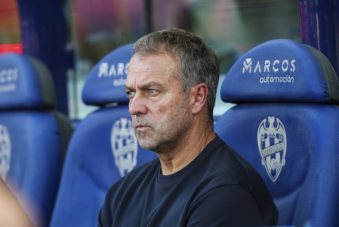 Hansi Flick, head coach of FC Barcelona, looks on during the Spanish league, LaLiga EA Sports, football match played between Levante UD and FC Barcelona at Ciutat de Valencia stadium on September 13, 2026, in Valencia, Spain.