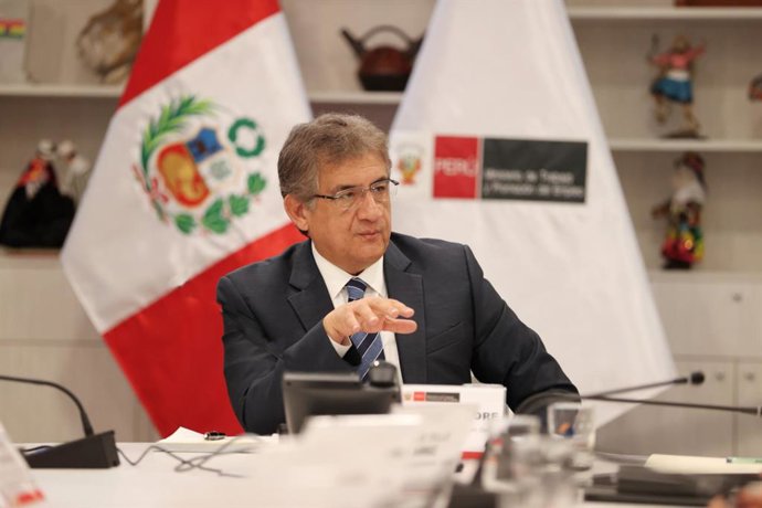 Perú.- Ministro de Trabajo plantea modernizar marco laboral ante avance de la IA