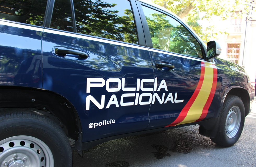 Imagen de vehículo de la Policía Nacional
