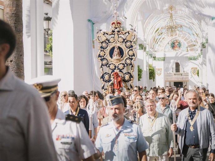 Las primeras hermandades fiiliales del Rocío han realizado su peregrinación extraordinaria con meta en Almonte este curso.
