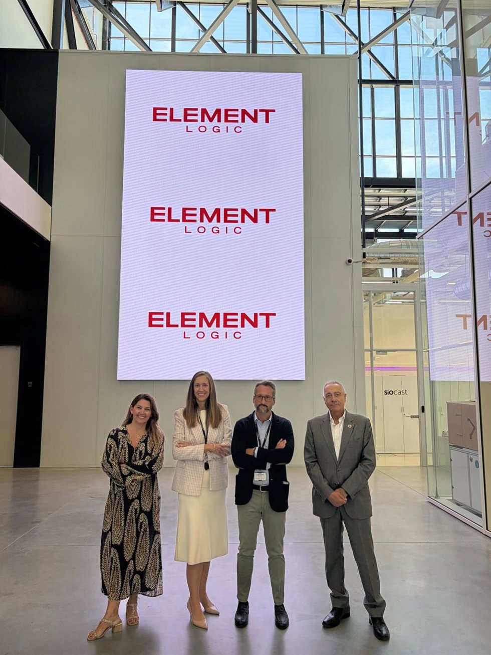 Representantes de Element Logic y del Consorci de la Zona Franca de Barcelona (CZFB)