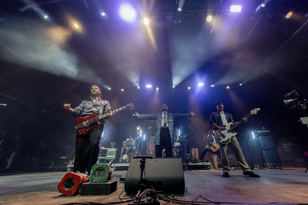 Archivo - El grupo musical Arde Bogotá durante su actuación en el Mad Cool 2026