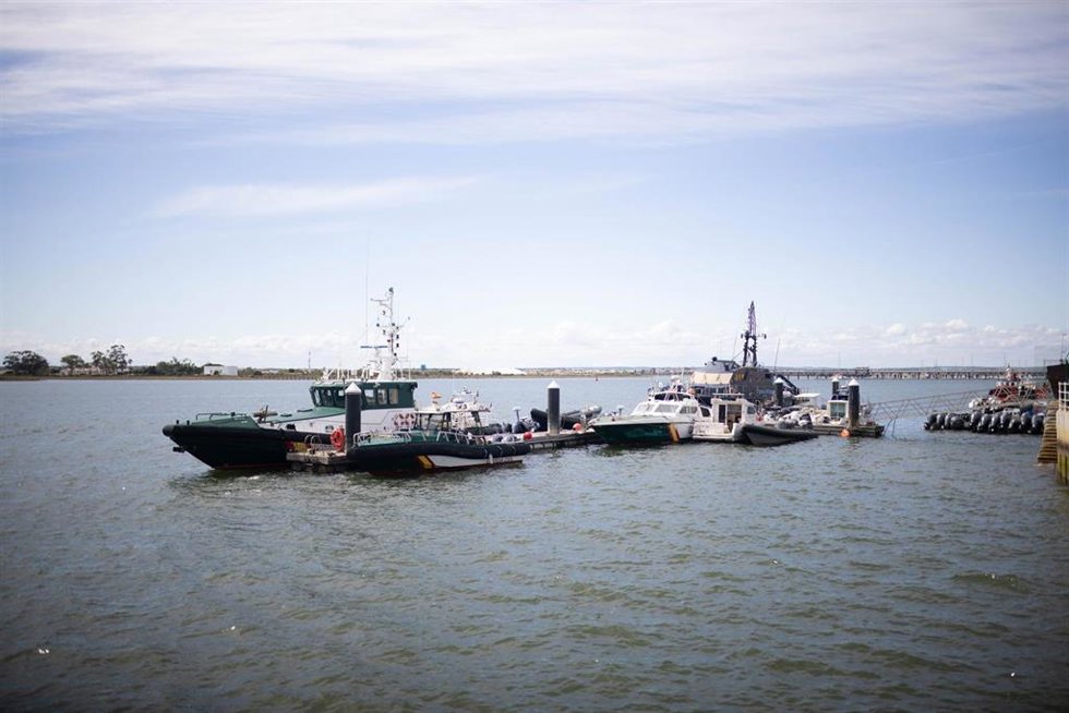 Archivo - Imagen de una embarcación de la Guardia Civil. 