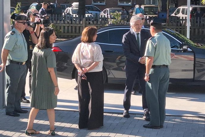 El ministro de Interior, Fernando Grande-Marlaska a su llegada a Mieres.