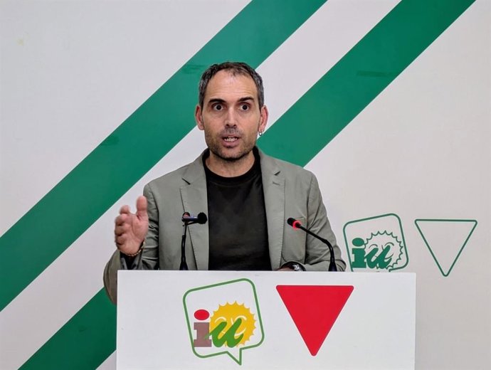 El coordinador general de IU Andalucía y diputado en el Congreso, Toni Valero, este lunes