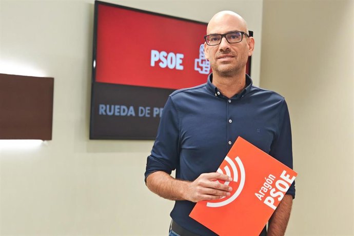 El diputado del PSOE Aragón Jorge Pastor.