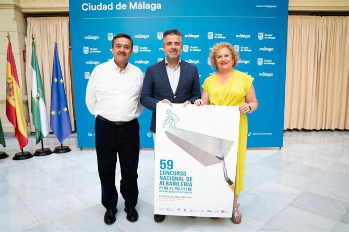 Presentación del 59 Concurso Nacional de Albañilería 'Certamen Manuel Peláez Santiago' en el Ayuntamiento de Málaga
