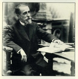 Archivo - Imagen del escritor Joan Alcover.