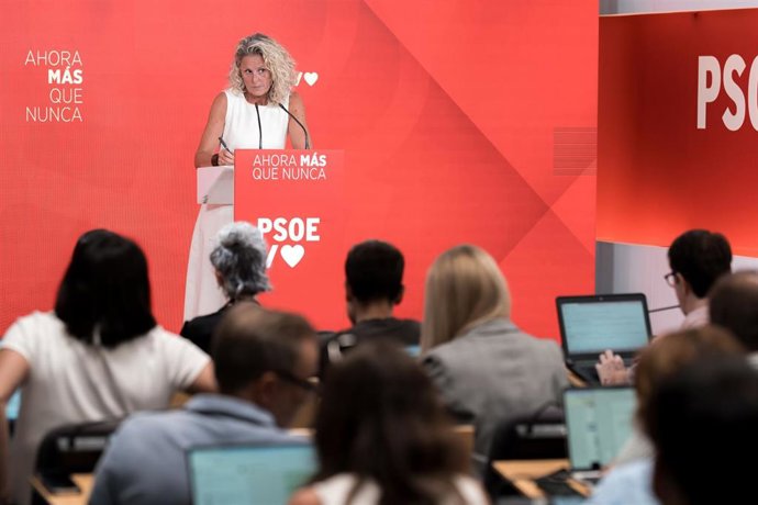 La portavoz de la Ejecutiva Federal del PSOE, Montse Mínguez, durante una rueda de prensa, en la sede del PSOE, a 14 de septiembre de 226, en Madrid (España).