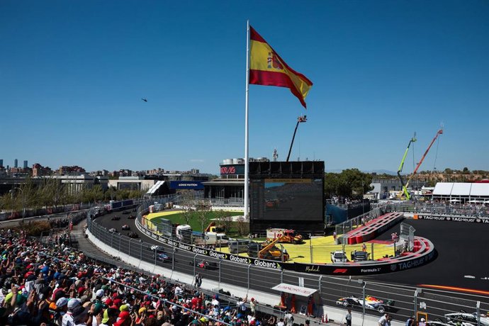 Start during the 2026 Formula 1 Spanish Grand Prix, 14th round of the 2026 Formula One World Championship from September 11 to 13, 2026 on the Madring, in Madrid, Spain - Photo Eric Alonso / DPPI