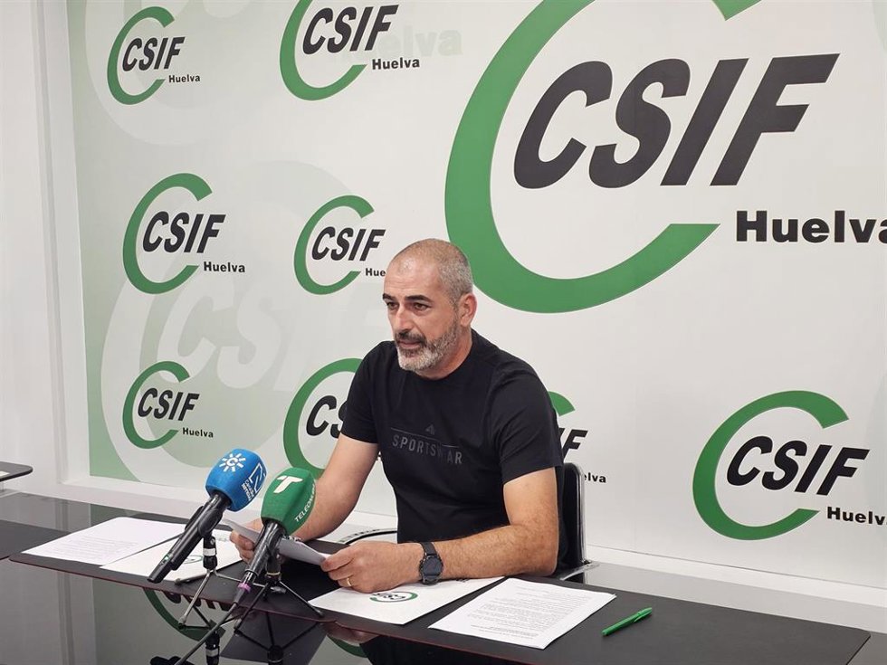 El responsable del sector de Educación en CSIF Huelva, Manuel Cabaco.