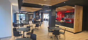 Banco Santander inaugura su primer WorkCafé urbano en Córdoba, situado en el número 20 de la Avenida Gran Capitán.