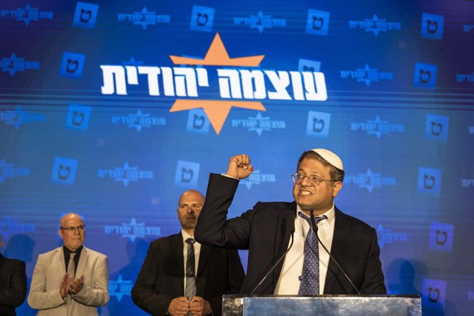 Archivo - Arquivo - 2 de novembro de 2022, Israel, Jerusalém: O deputado israelense de extrema direita e líder do partido “Poder Judaico”, Itamar Ben-Gvir, faz uma declaração após a divulgação das pesquisas de boca de urna das eleições gerais israelenses 