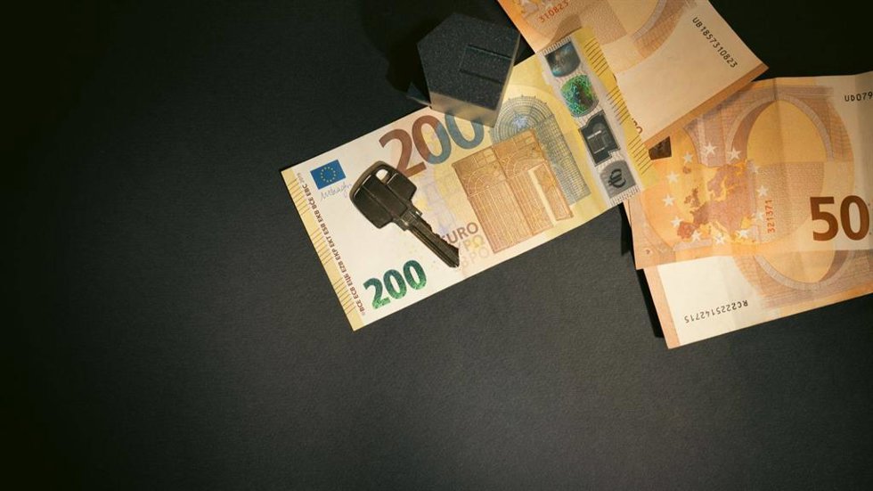 Préstamo como anticipo de futura venta; liquidez inmediata para propietarios que no quieren vender aún