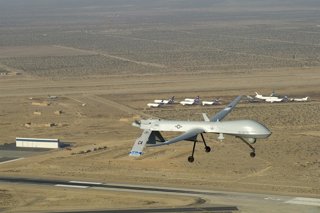 Archivo - Jan. 13, 2012 - Victorville, CA, United States of America - US Air Force MQ-1 Predator unmanned aerial vehicle assigned to the California Air National Guard's 163rd Reconnaissance Wing in flight over Southern California January 13, 2012 in Victo
